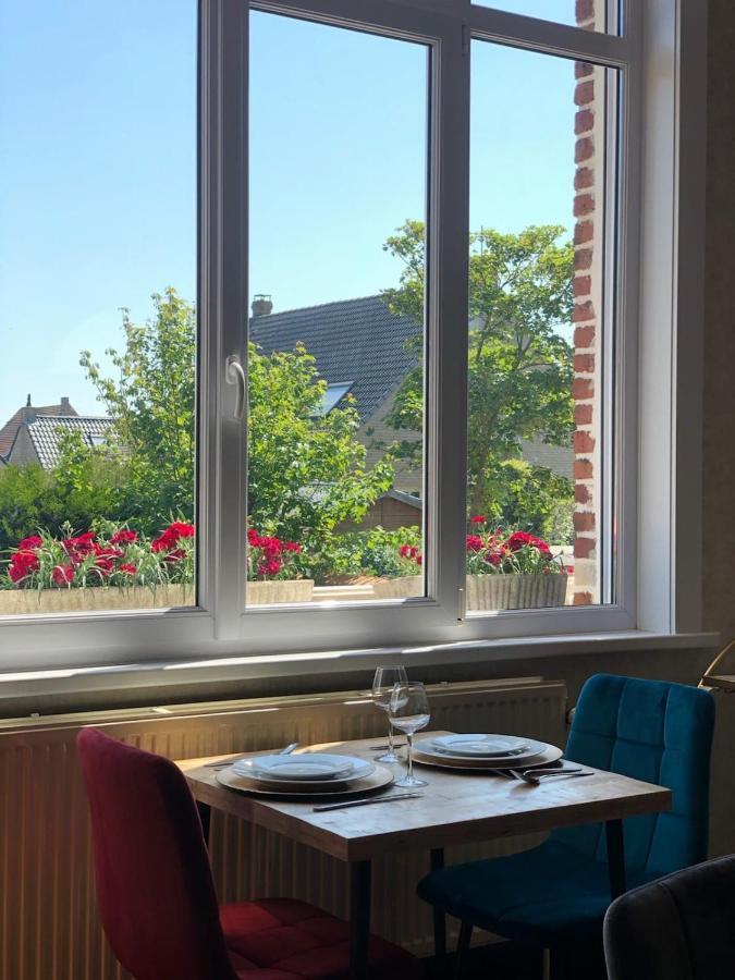 Dunkirk A La Villa Perroy Les Chambres Sont Spacieuses Et Les Petit-Dejeuners Offerts المظهر الخارجي الصورة