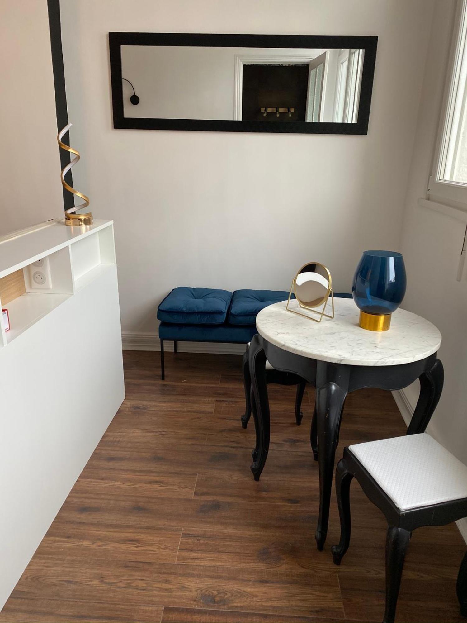 Dunkirk A La Villa Perroy Les Chambres Sont Spacieuses Et Les Petit-Dejeuners Offerts الغرفة الصورة